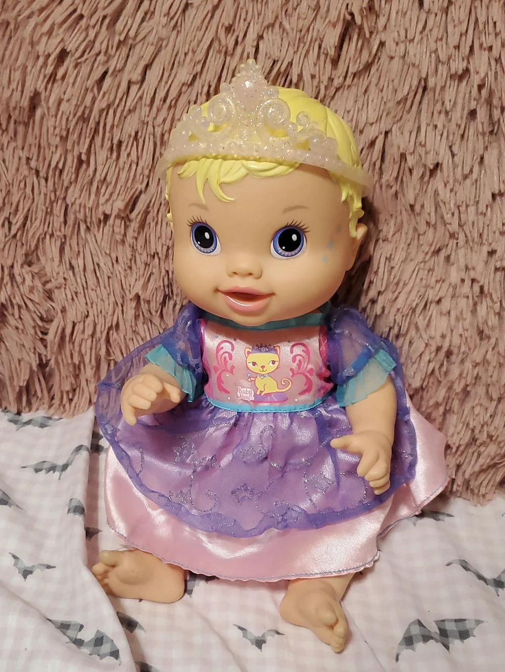 Baby Alive Sips 'N Tinkles Princess (Blonde hair version) by Hasbro, 2011